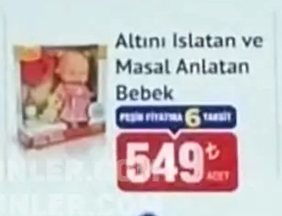 Altını Islatan Ve Masal Anlatan Bebek