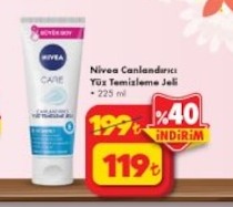 Nivea Canlandırıcı Yüz Temizleme Jeli 225 Ml
