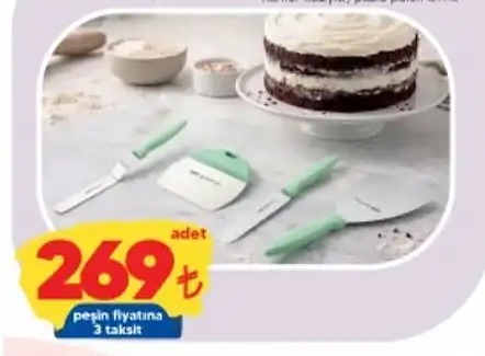 Kek Kalıbı Ve Pasta Servis Seti